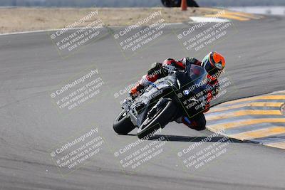 media/Nov-05-2022-SoCal Trackdays (Sat) [[f8d9b725ab]]/Turns 9 and 8 (1050am/